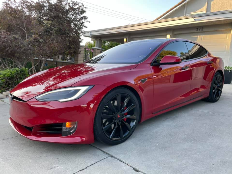 Tesla Model S (4).jpg