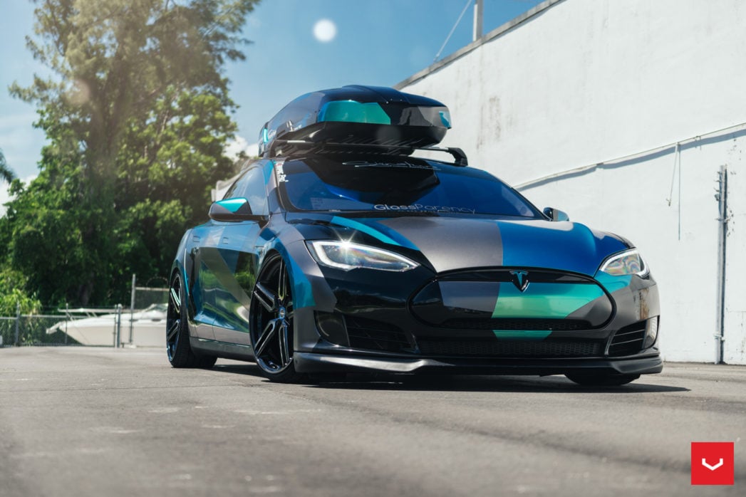 Tesla-Model-S-Hybrid-Forged-HF-1-©-Vossen-Wheels-2018-1010-1047x698.jpg