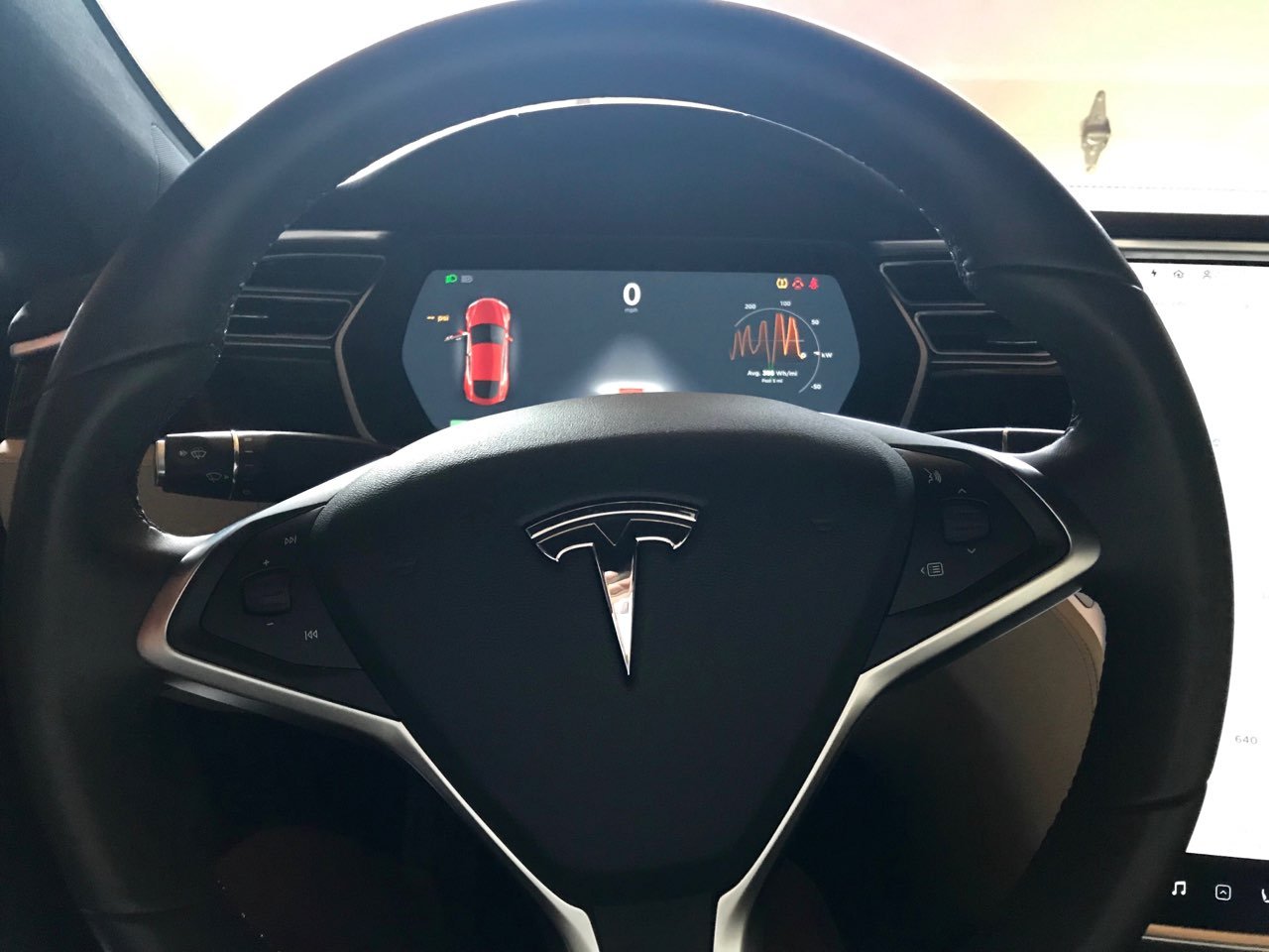 Tesla wheel.jpg
