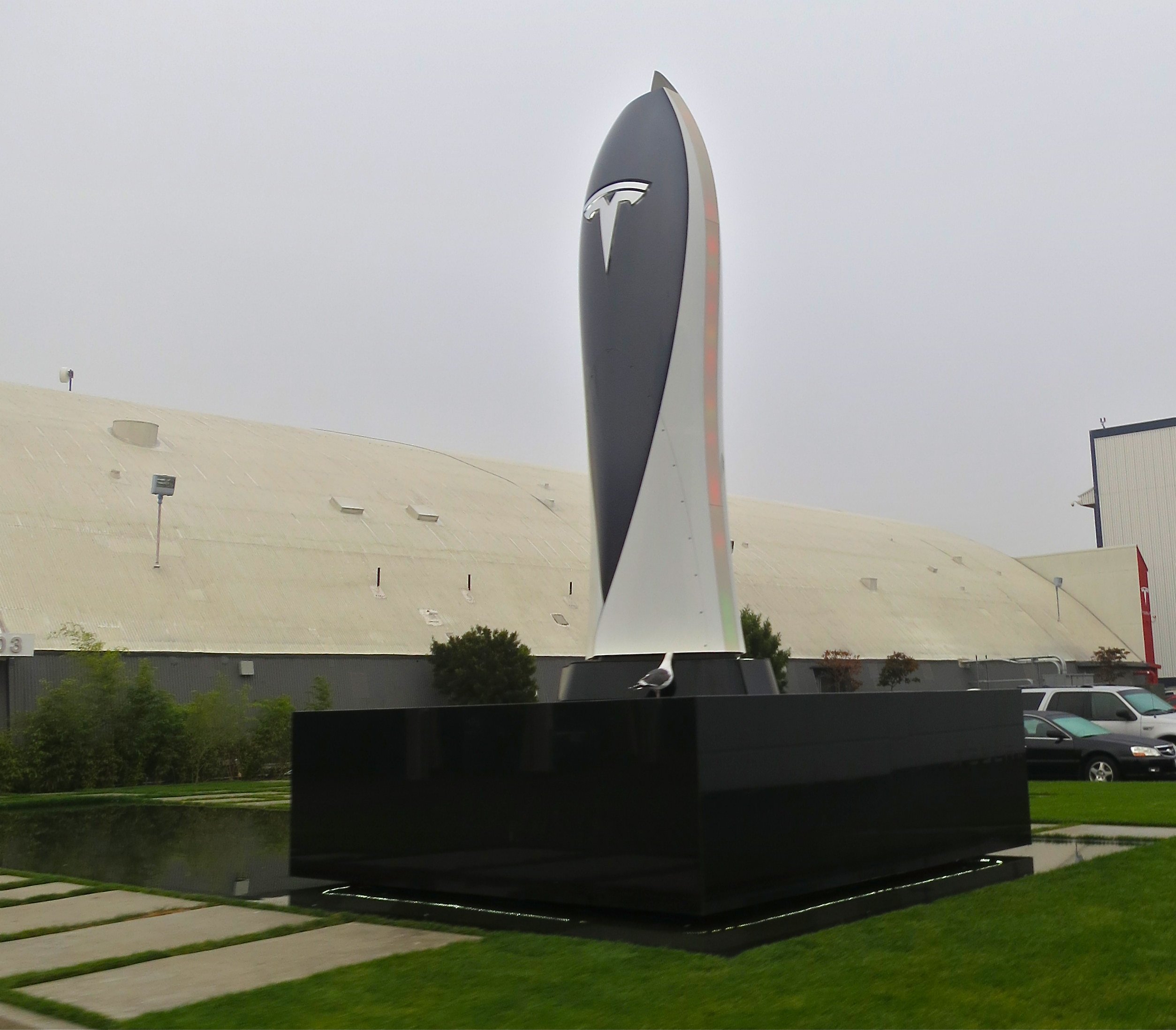 Tesla_Obelisk.jpg
