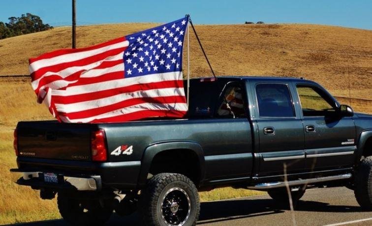 truckflag.jpg