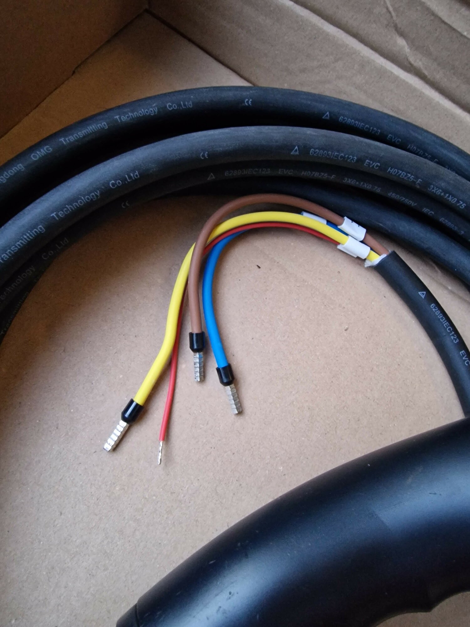 type 2 tethered cable 2.jpg