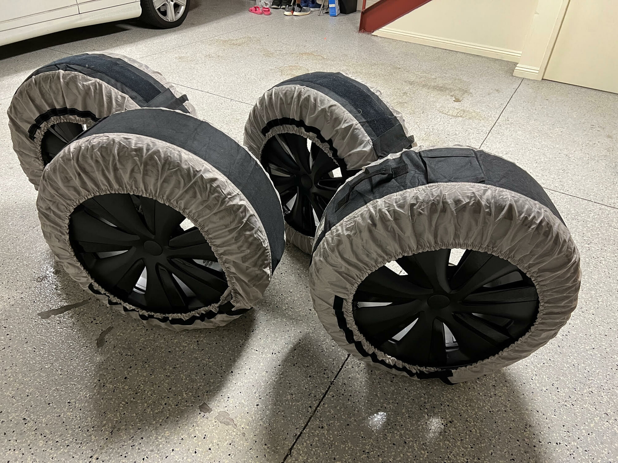 Available - Model S 19” Tempest Wheels + Tires + TPMS (Los Angeles ...