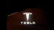 2016_Tesla_Model_S_dqm0g.jpeg