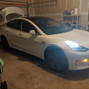 Teslagarage