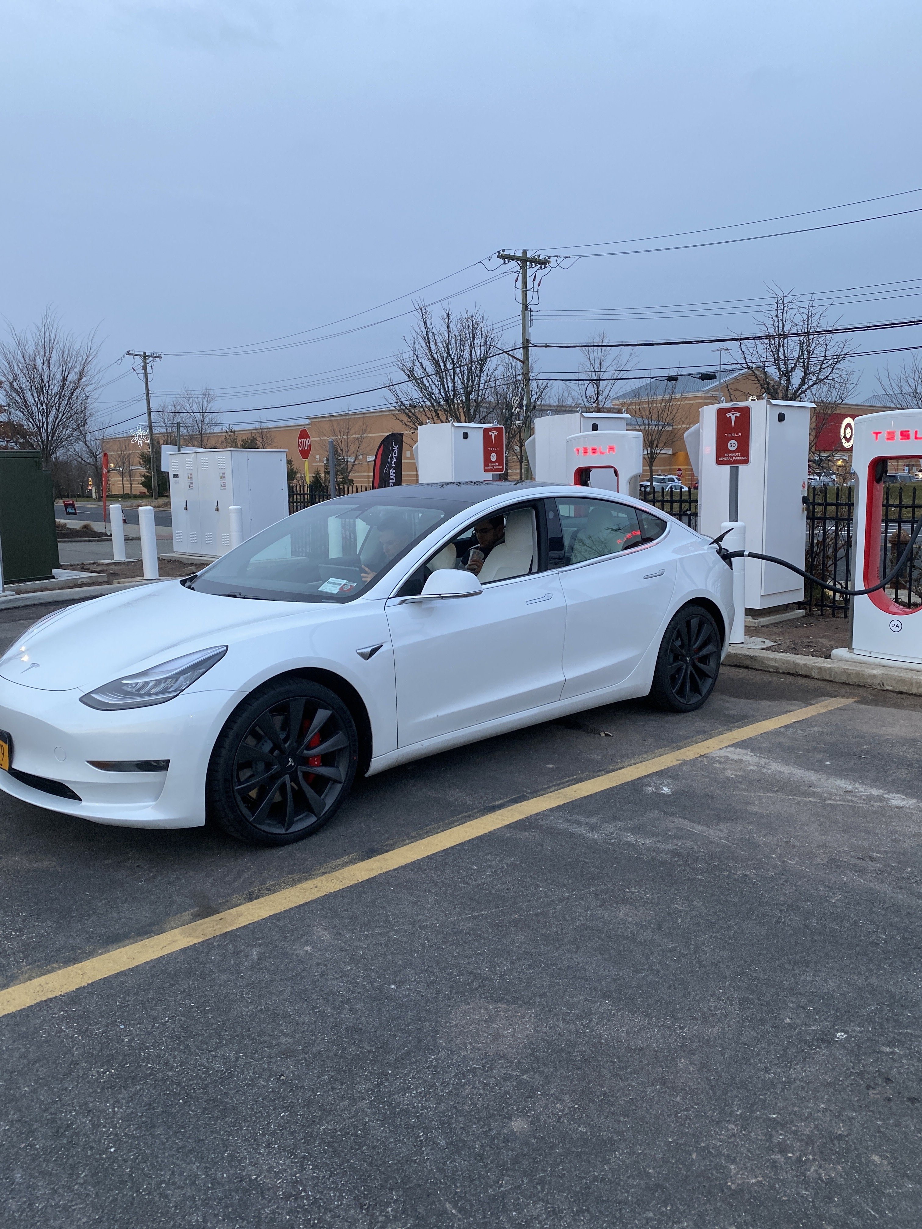 Tesla Modal 3 Performance
