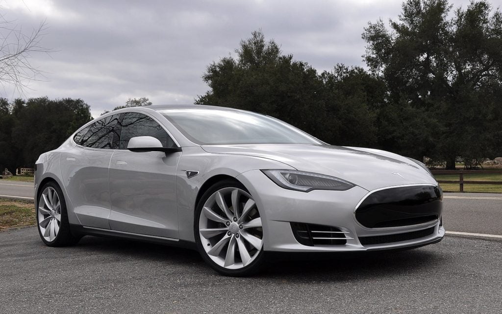 Remembering Teslas Original Budget Car The Model S 40 Kwh